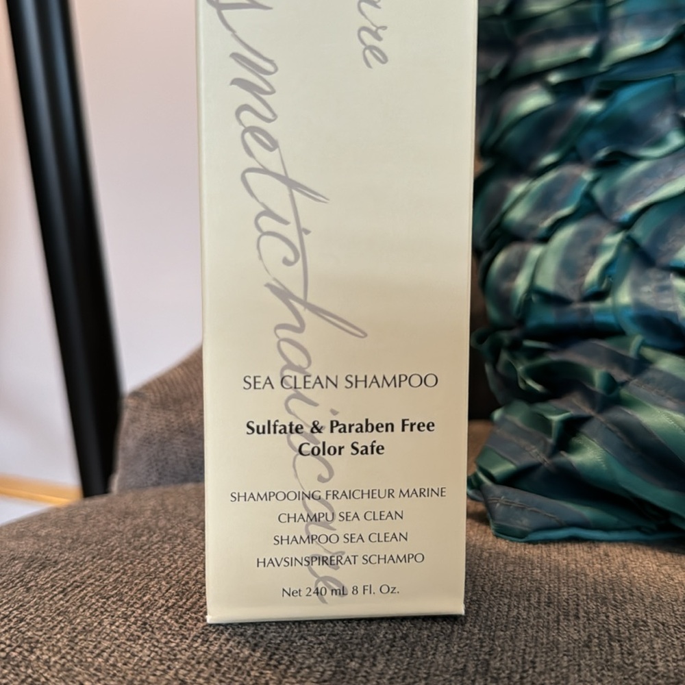 Ecru Sea Clean Shampoo NWT 8 oz. - Picture 2 of 2